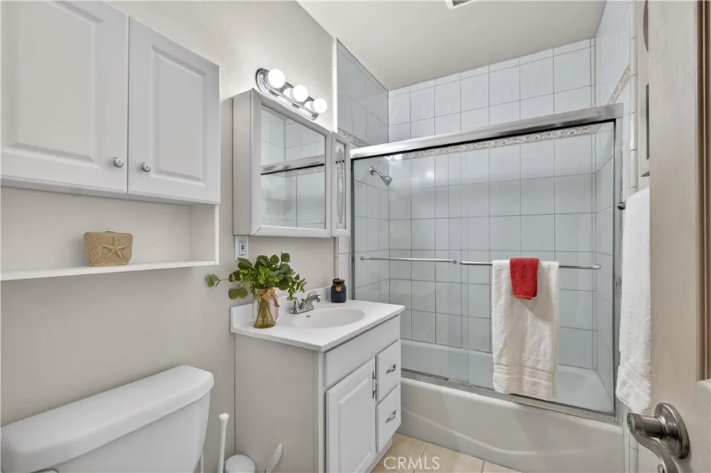 2722 185th Street Redondo Beach, CA 90278