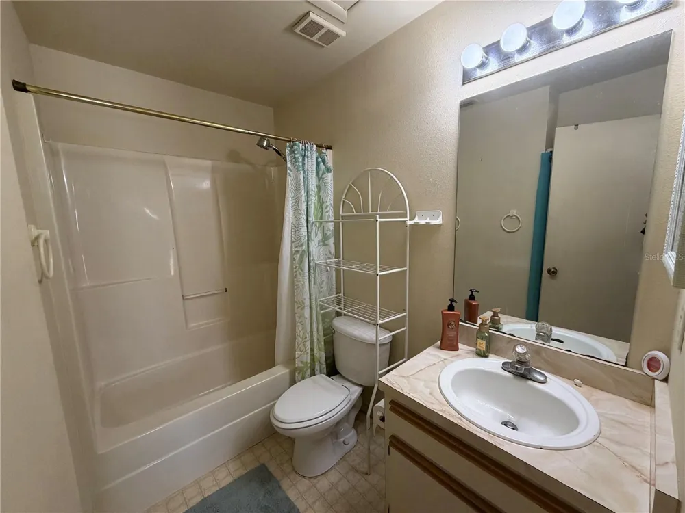 2075 ISLE ROYALE COURT SE #171 Winter Haven, FL 33880