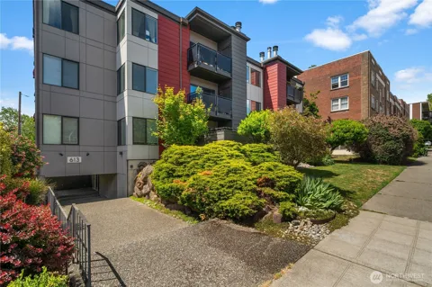 613 4th Avenue W #103