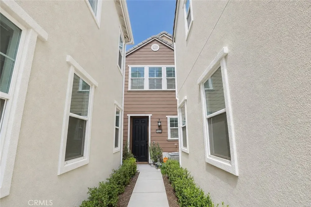 16218 Hollyhock Avenue Chino, CA 91708