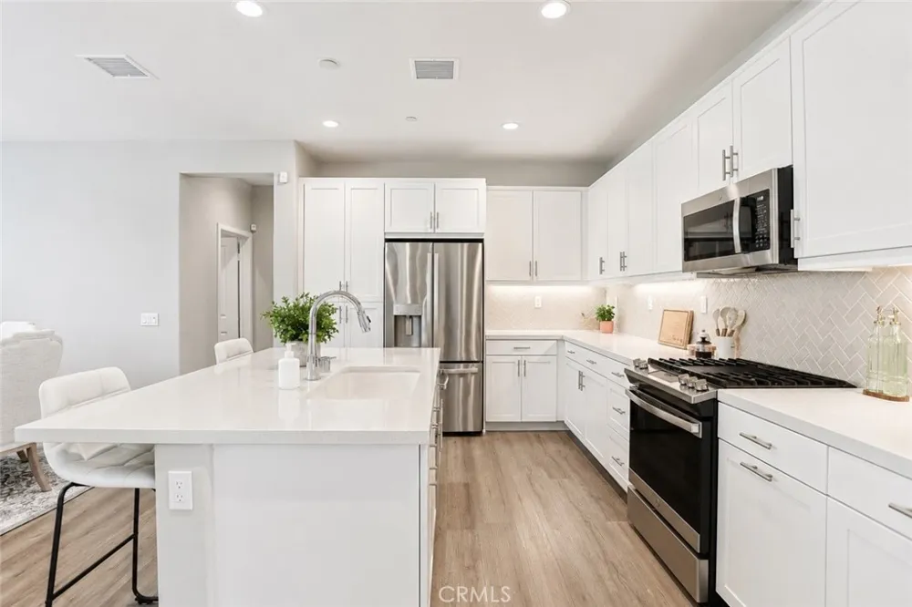 16218 Hollyhock Avenue Chino, CA 91708
