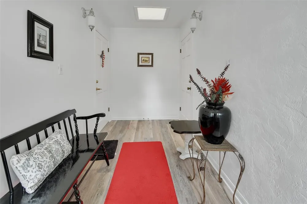 720 S HILL AVENUE #8B Deland, FL 32724