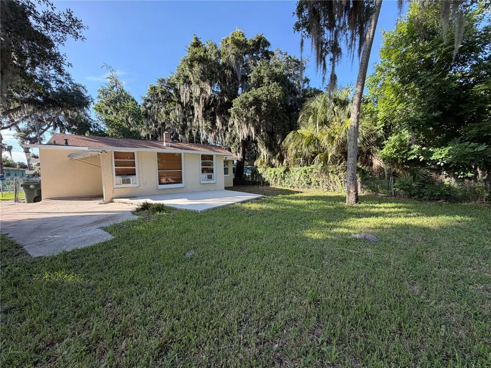 921 WINCHESTER STREET Daytona Beach, FL 32114