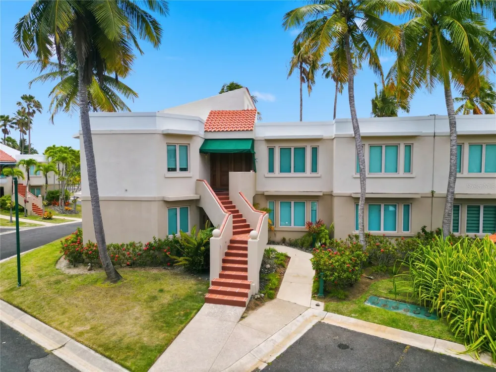 E LAKESIDE VILLAS #1 Vega Alta, PR 00692