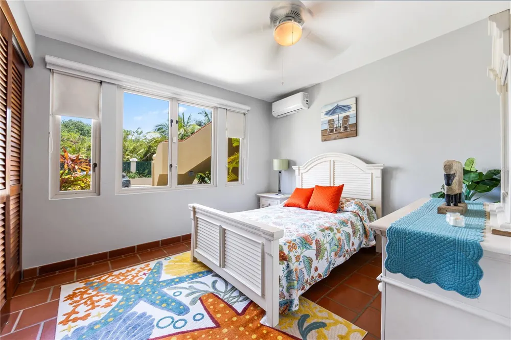 E LAKESIDE VILLAS #1 Vega Alta, PR 00692