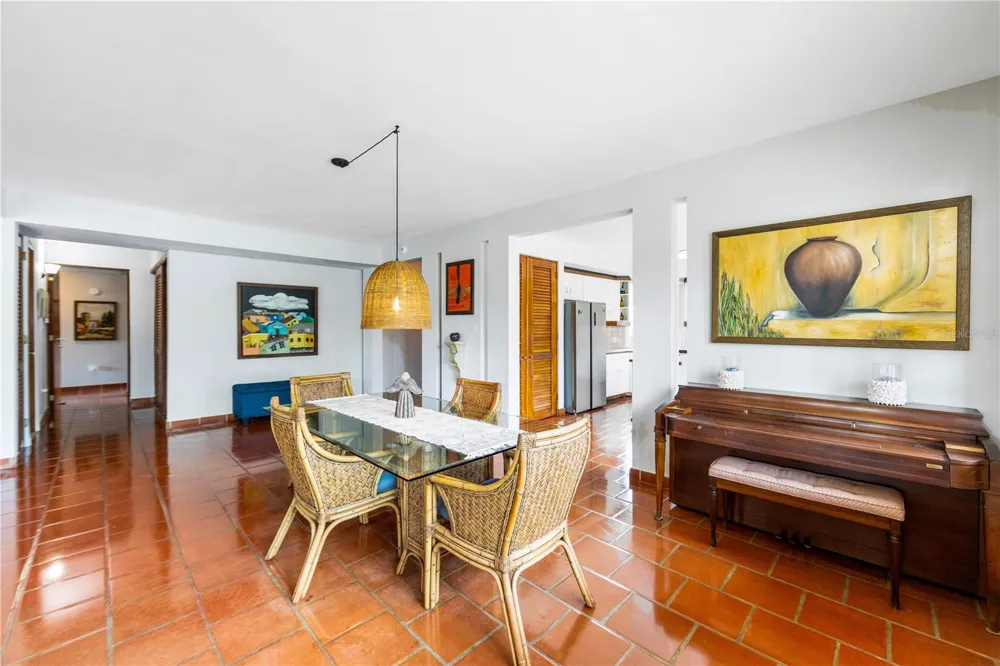 E LAKESIDE VILLAS #1 Vega Alta, PR 00692