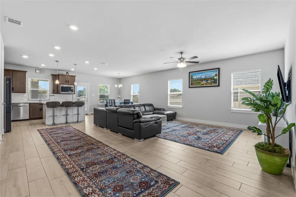 411 W Harwood Road Euless, TX 76039