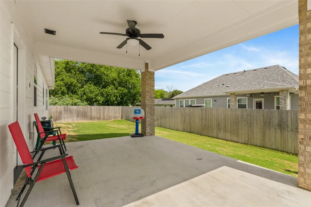411 W Harwood Road Euless, TX 76039