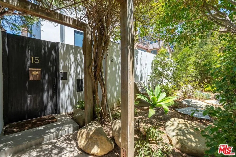 15 Reef Street Marina del Rey, CA 90292