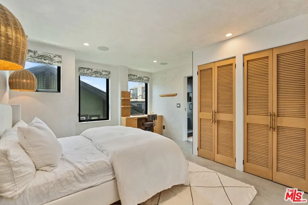 15 Reef Street Marina del Rey, CA 90292