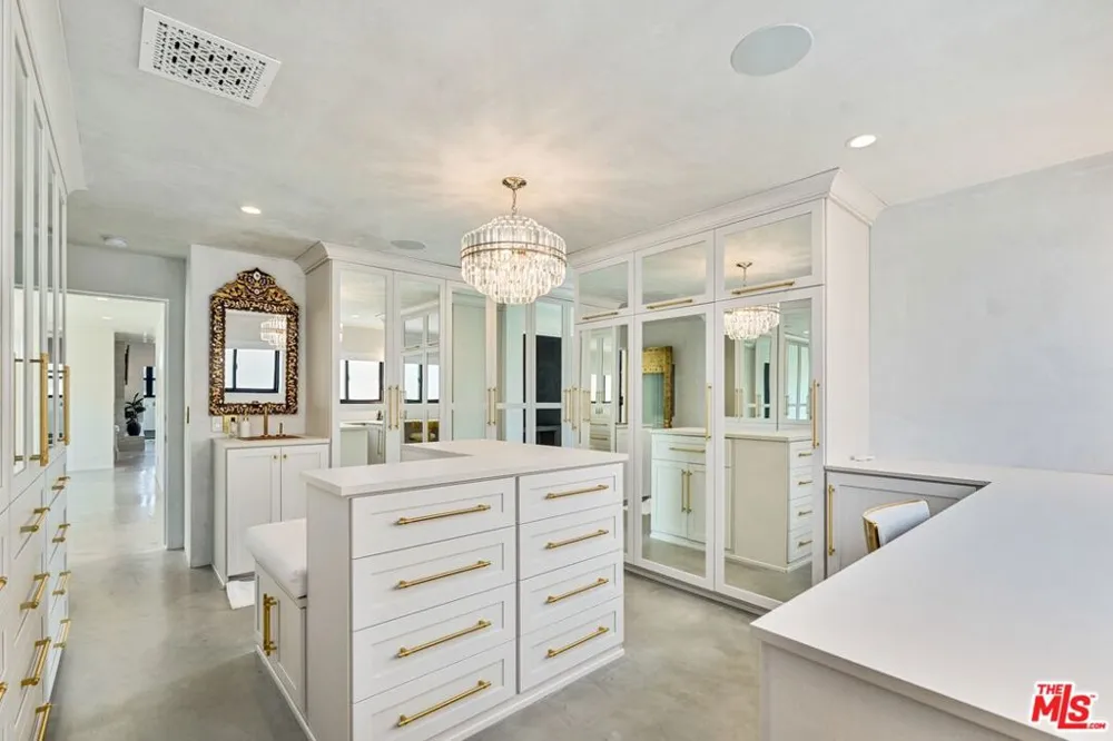 15 Reef Street Marina del Rey, CA 90292