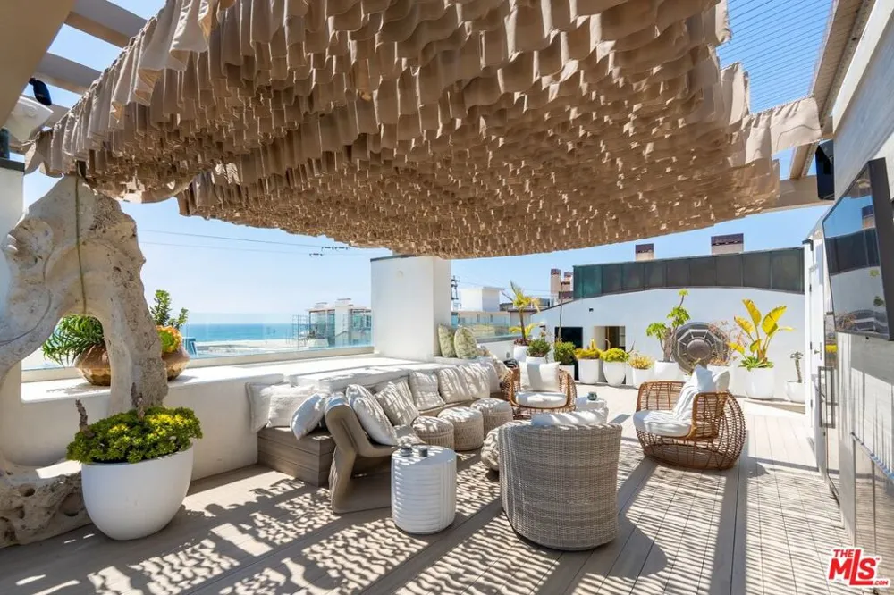15 Reef Street Marina del Rey, CA 90292