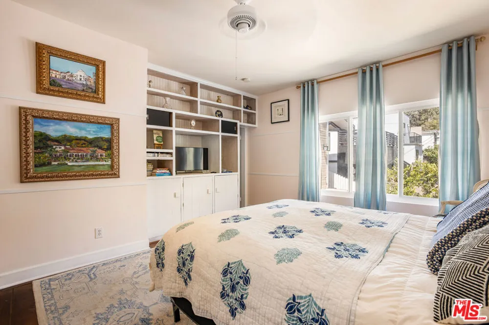 1647 Beverly Glen Boulevard Los Angeles, CA 90077