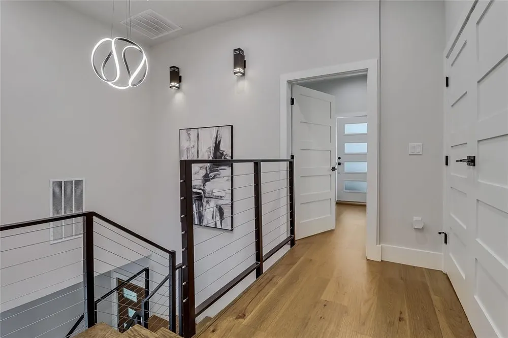 1109 W Annie Street Austin, TX 78704