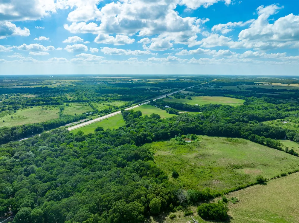 9253 US Highway 271 S Deport, TX 75435