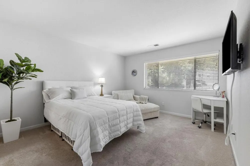 5691 Makati Circle #G San Jose, CA 95123