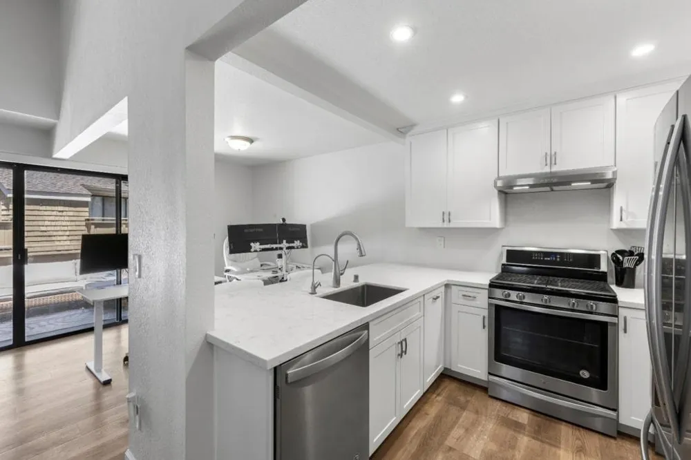 5691 Makati Circle #G San Jose, CA 95123
