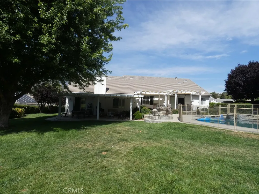 13747 Meadow View Lane Yucaipa, CA 92399
