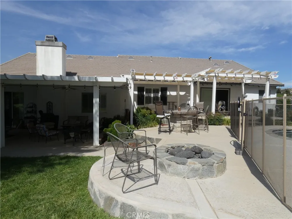 13747 Meadow View Lane Yucaipa, CA 92399