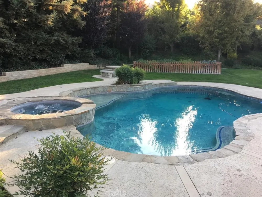 13747 Meadow View Lane Yucaipa, CA 92399