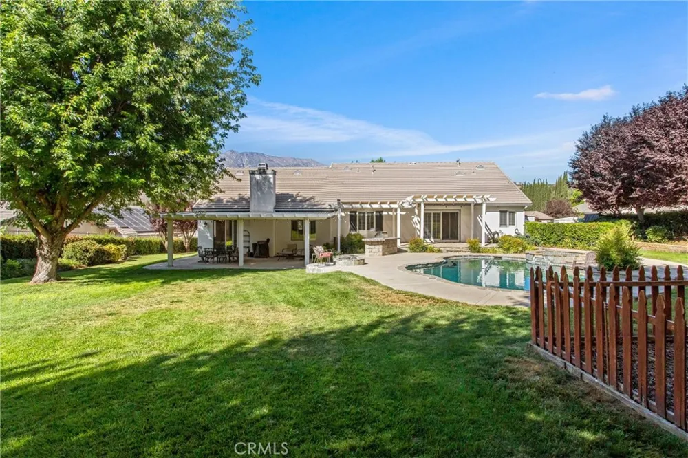 13747 Meadow View Lane Yucaipa, CA 92399