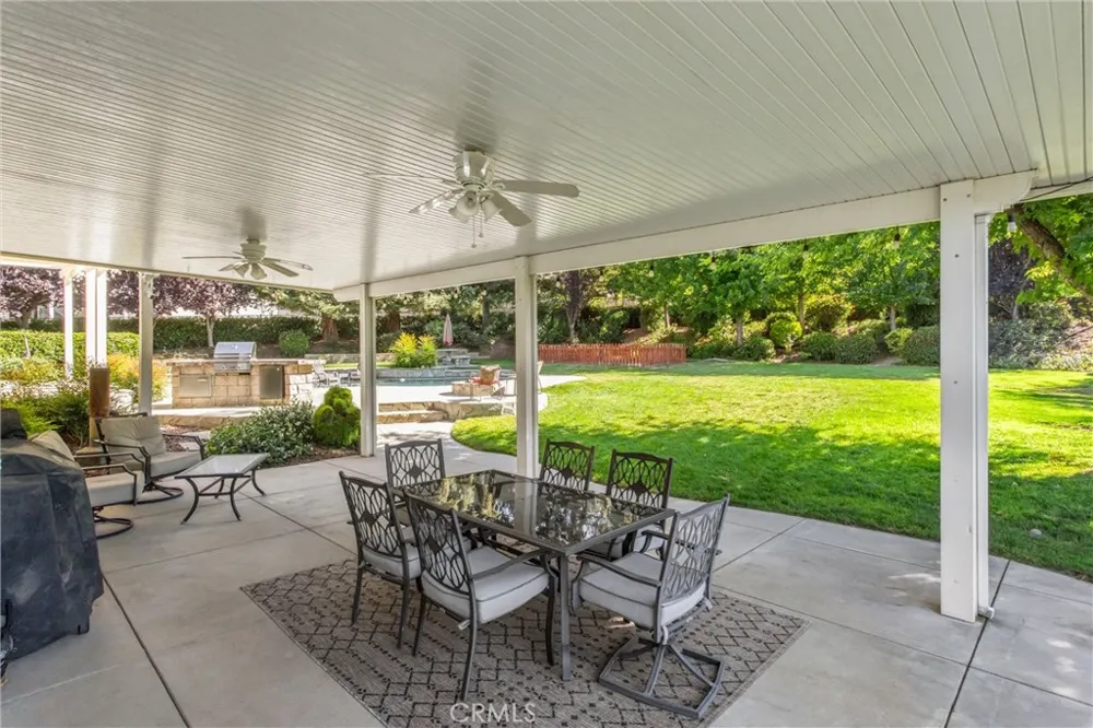 13747 Meadow View Lane Yucaipa, CA 92399