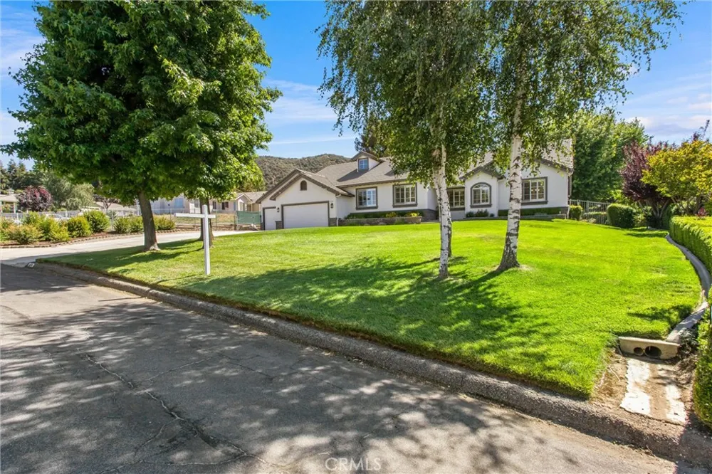 13747 Meadow View Lane Yucaipa, CA 92399