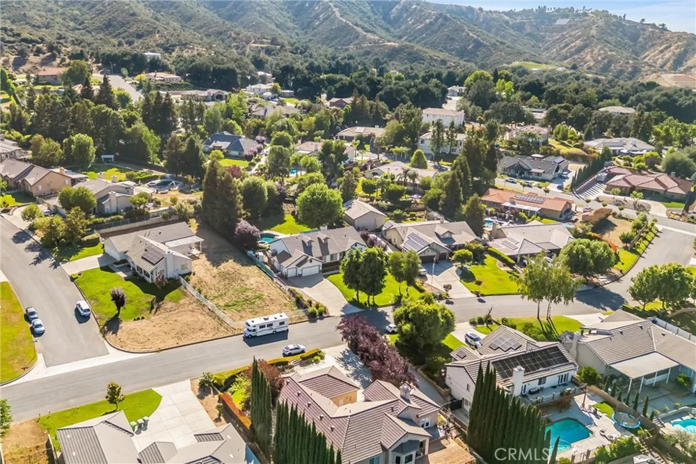 13747 Meadow View Lane Yucaipa, CA 92399