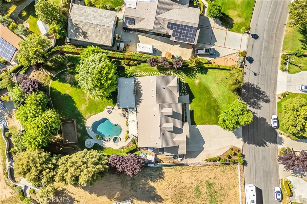 13747 Meadow View Lane Yucaipa, CA 92399