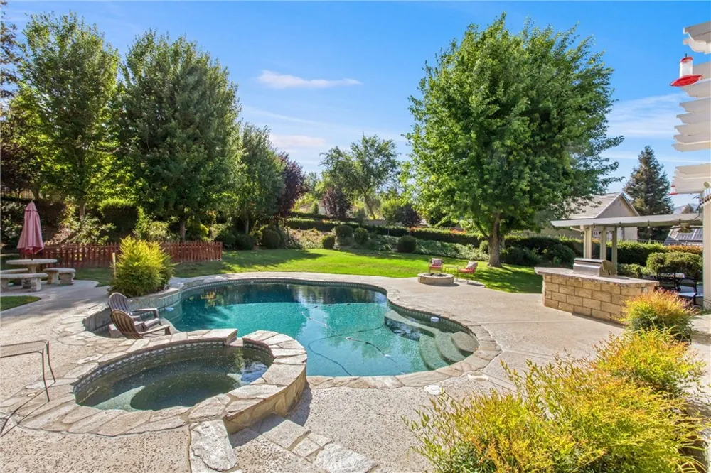 13747 Meadow View Lane Yucaipa, CA 92399