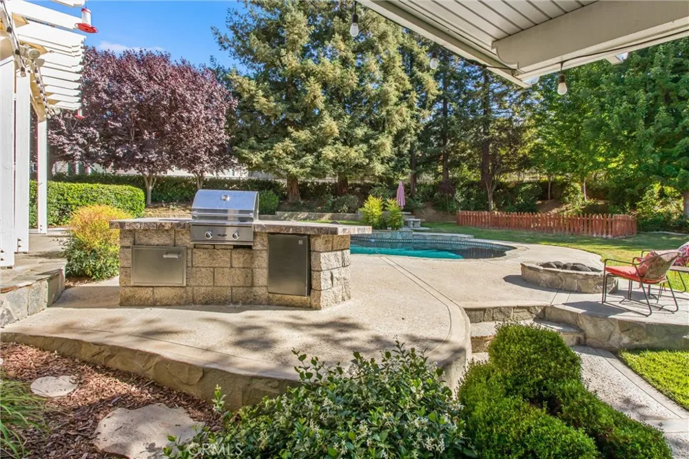13747 Meadow View Lane Yucaipa, CA 92399