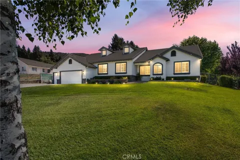 13747 Meadow View Lane