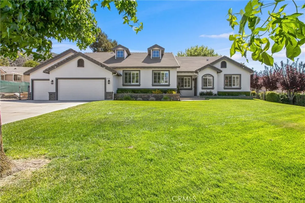 13747 Meadow View Lane Yucaipa, CA 92399