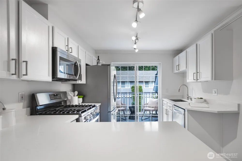 14534 12th Avenue NE Shoreline, WA 98155