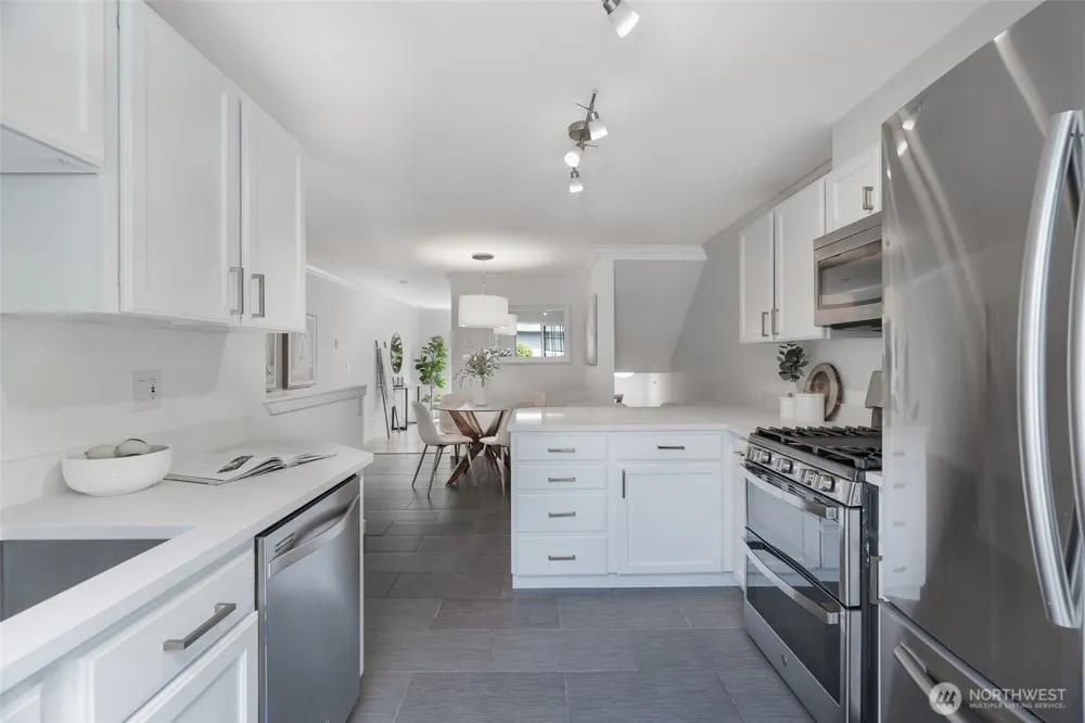14534 12th Avenue NE Shoreline, WA 98155