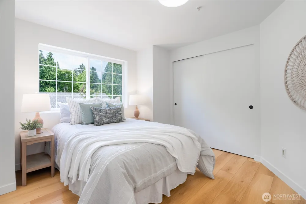 14534 12th Avenue NE Shoreline, WA 98155