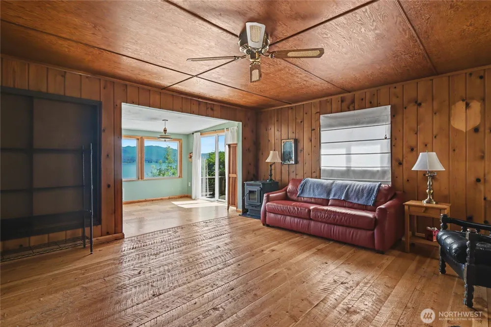 60 Lake Drive Amanda Park, WA 98526