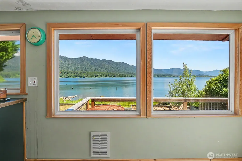 60 Lake Drive Amanda Park, WA 98526