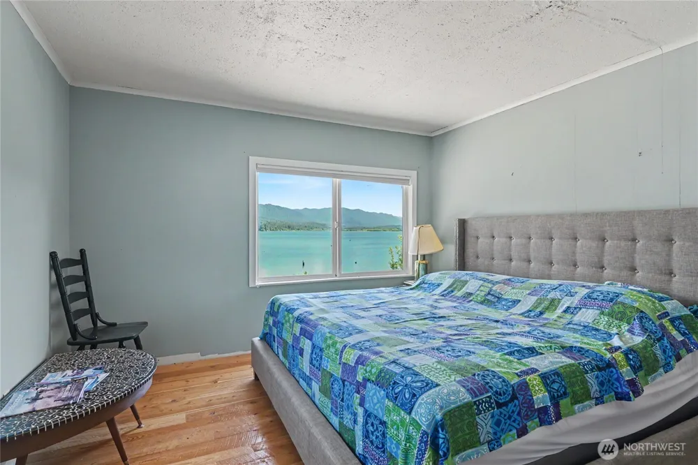60 Lake Drive Amanda Park, WA 98526