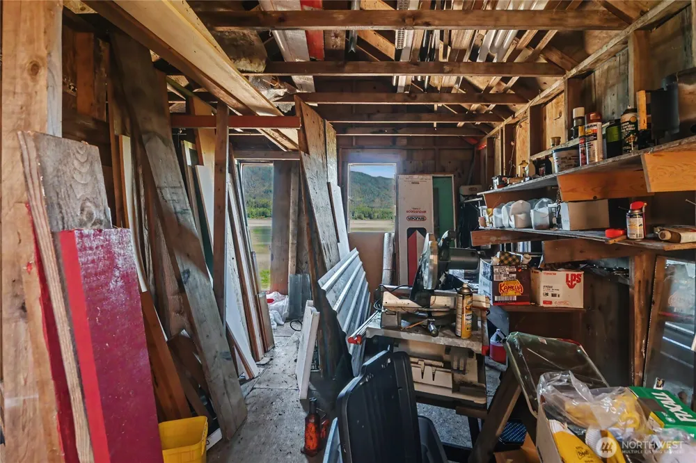 60 Lake Drive Amanda Park, WA 98526