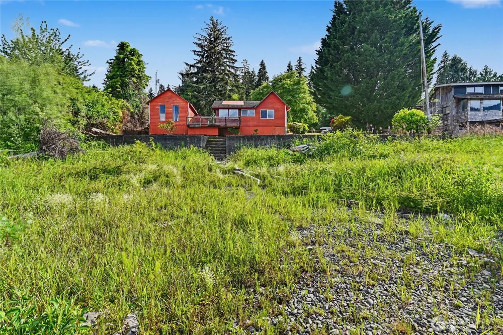 60 Lake Drive Amanda Park, WA 98526