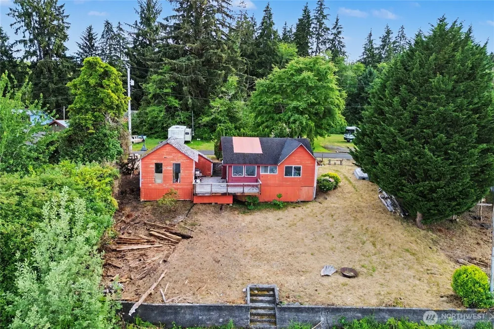 60 Lake Drive Amanda Park, WA 98526