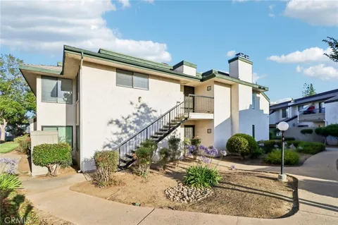 450 W Vermont #2102