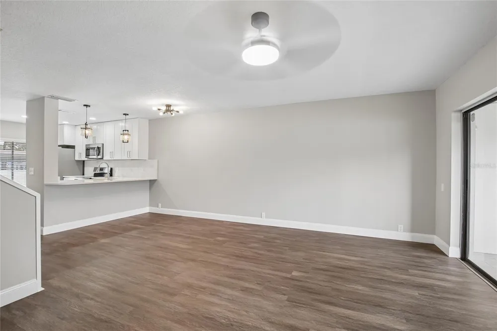 717 OAK PARK PLACE Brandon, FL 33511