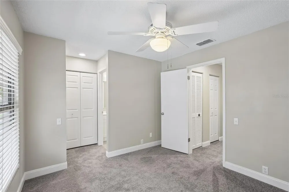 717 OAK PARK PLACE Brandon, FL 33511