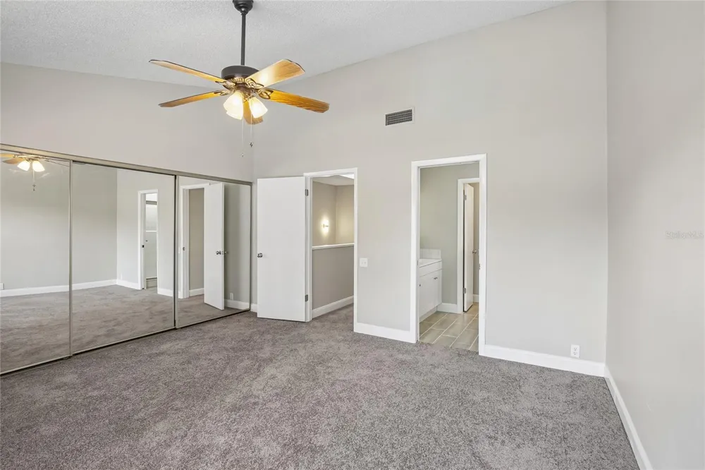 717 OAK PARK PLACE Brandon, FL 33511