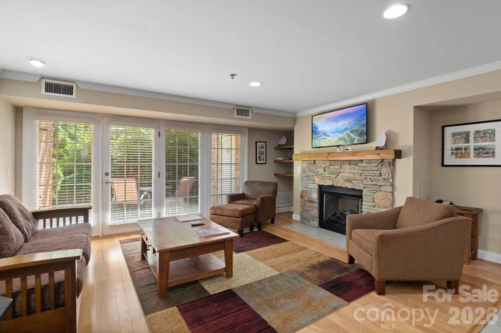 203 Bowling Park Road Asheville, NC 28803