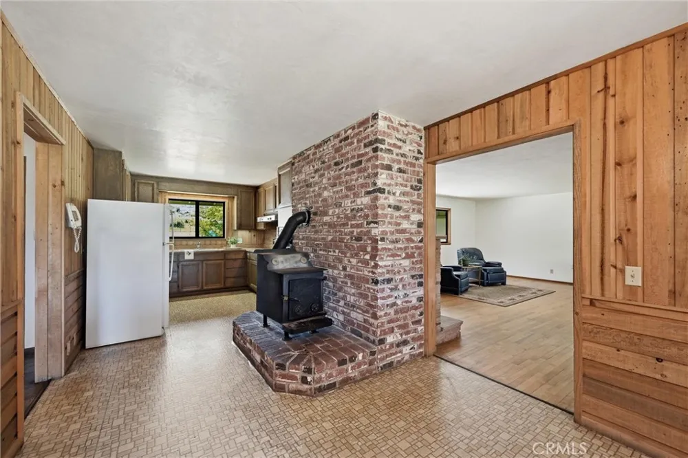 8155 Sulphur Creek Rd Loch Lomond, CA 95461