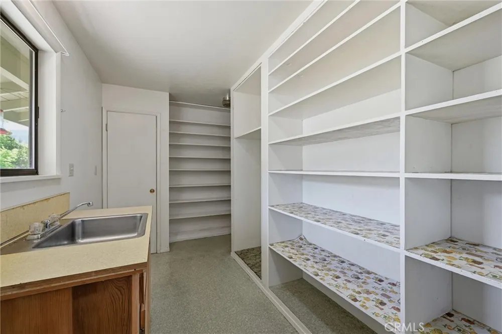 8155 Sulphur Creek Rd Loch Lomond, CA 95461