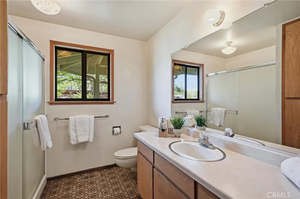 8155 Sulphur Creek Rd Loch Lomond, CA 95461